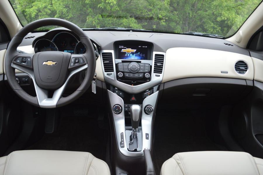  Chevrolet Cruze Turbo Diesel 2014 года  (фото 12 из 27)